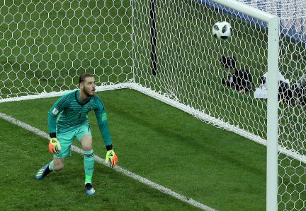 Cristiano Ronaldo marca três e Portugal arranca empate contra Espanha