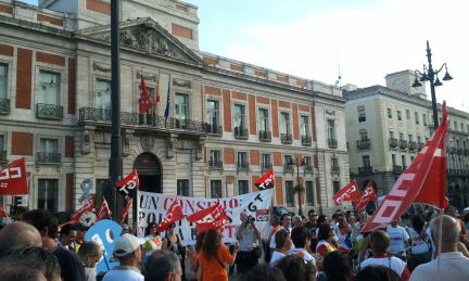 Pitada de los trabajadores del Summa 112 frente a Sanidad